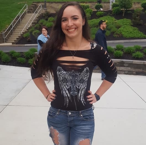 Meet the Posher Other - Meet your Posher, Jessica